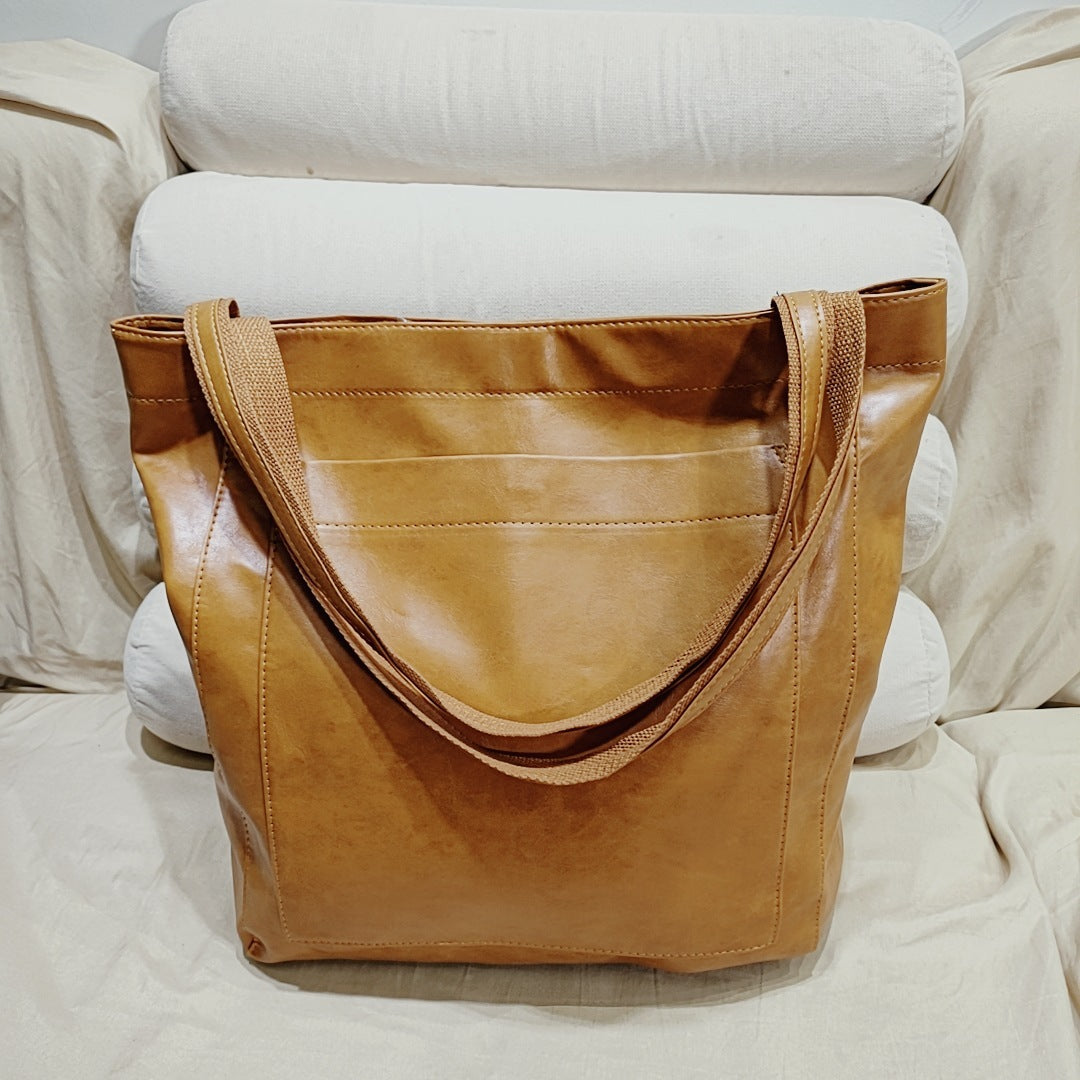 Wendy – Tragetasche aus veganem Leder mit Vintage-Design und Tasche