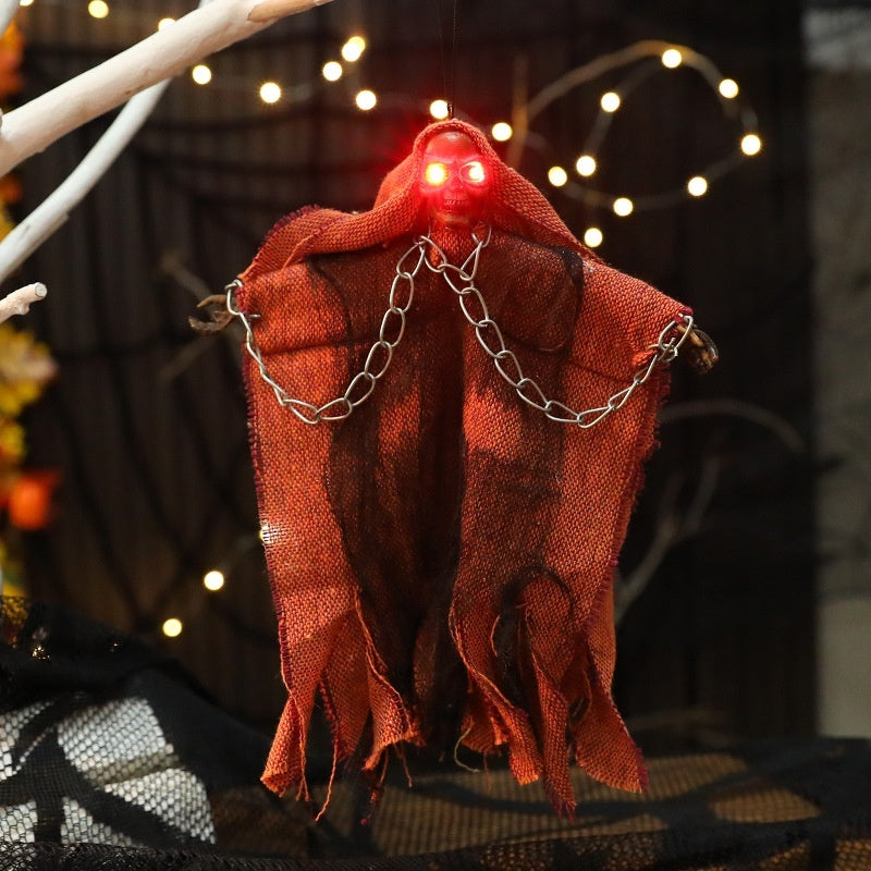 Halloween Hängende Geister mit Leuchtenden Augen und Kette – Gruselige Dekoration für Halloween-Partys