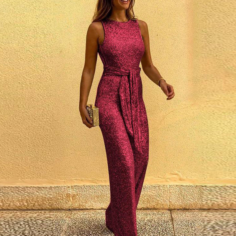 Jenny – Ärmelloser sexy Pailletten-Jumpsuit mit silbernen Punkten