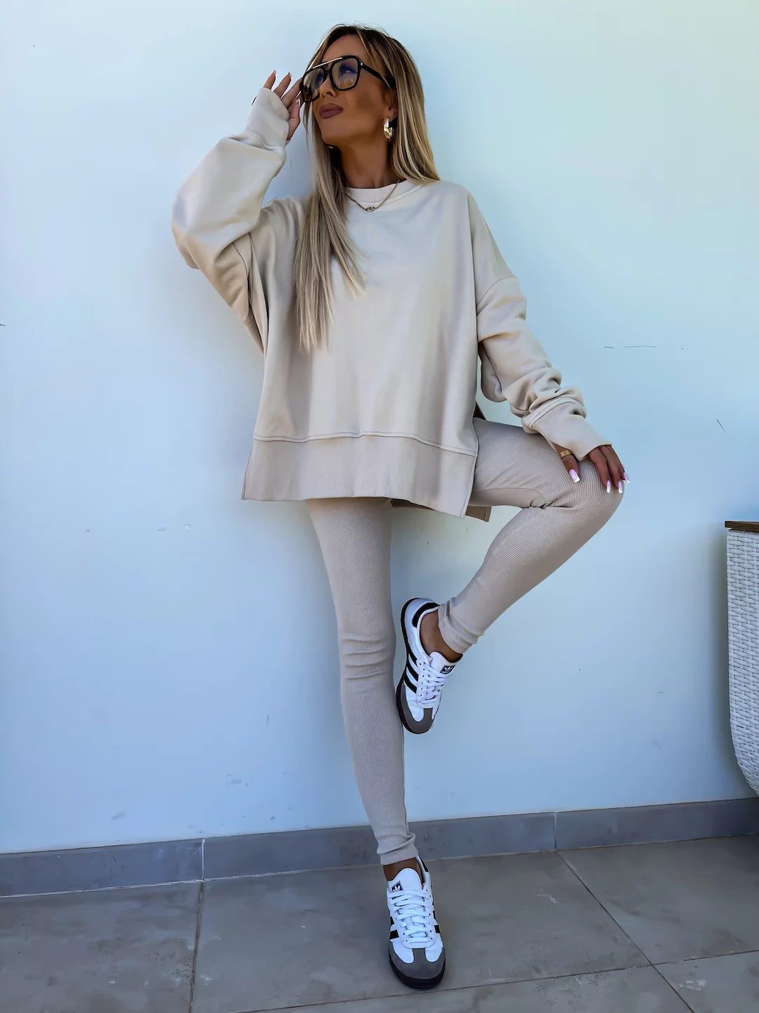 Grace – Lässiger Damen Sweater-Anzug mit langen Ärmeln und eng anliegenden Hosen