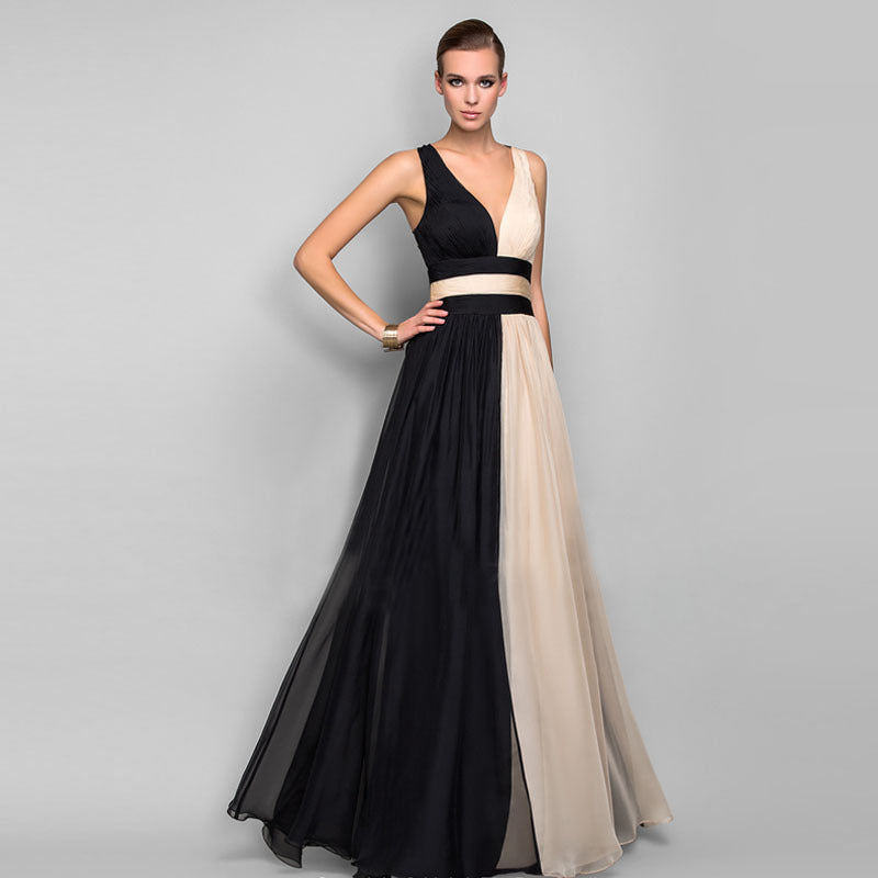 Vanessa – Langes V-Ausschnitt Kleid mit offenem Rücken