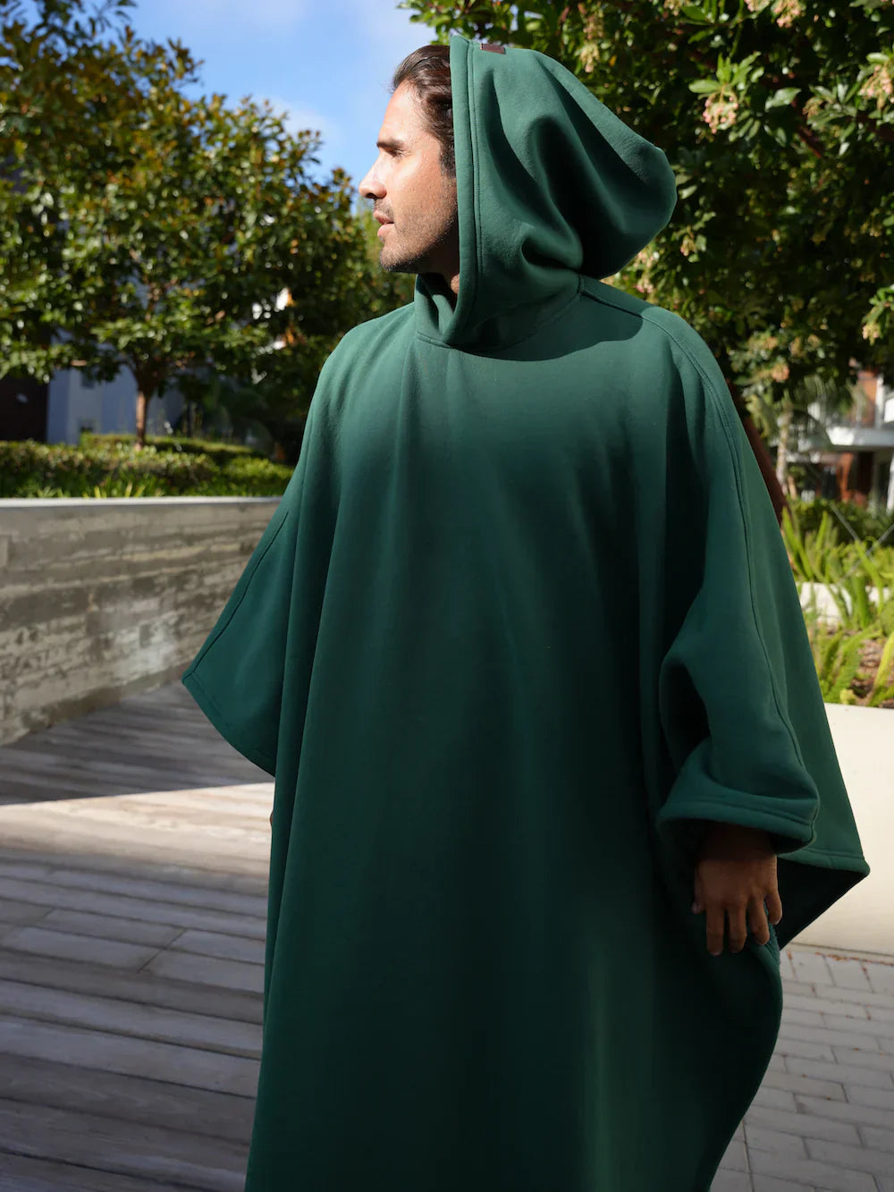Damen Oversized Hoodie Decke – Komfortable Relax- und Kuschelmode für Zuhause und Unterwegs