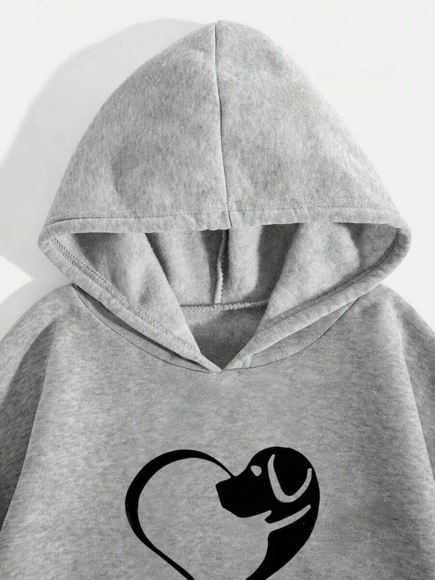 Damen Hoodie mit Hundeherz & Pfotenmotiv – Tierliebe Statement Pullover, ideal für Freizeit & Alltag
