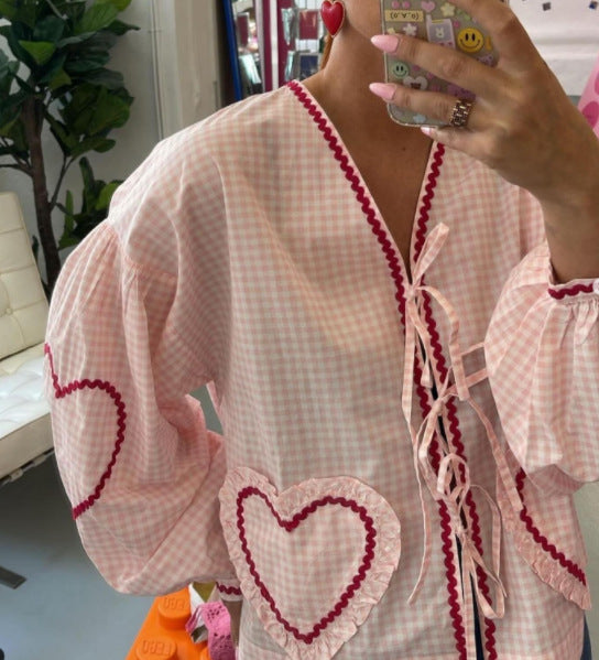 Kim – Kariertes Damen V-Ausschnitt Shirt mit Tasche und Langarm