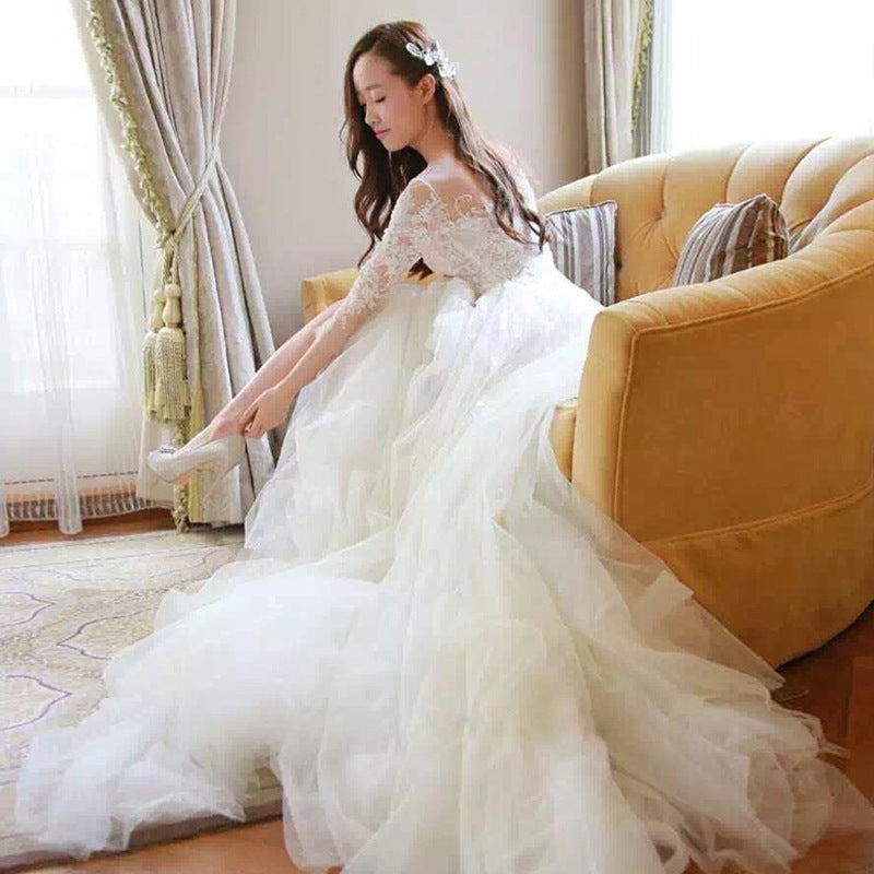 Barbara – Hochzeitskleid mit Spitzenärmeln