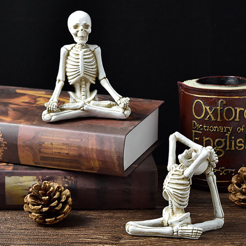 Halloween Deko Skelett Yoga Figuren – Lustige Gruseldeko für Partys & Zuhause