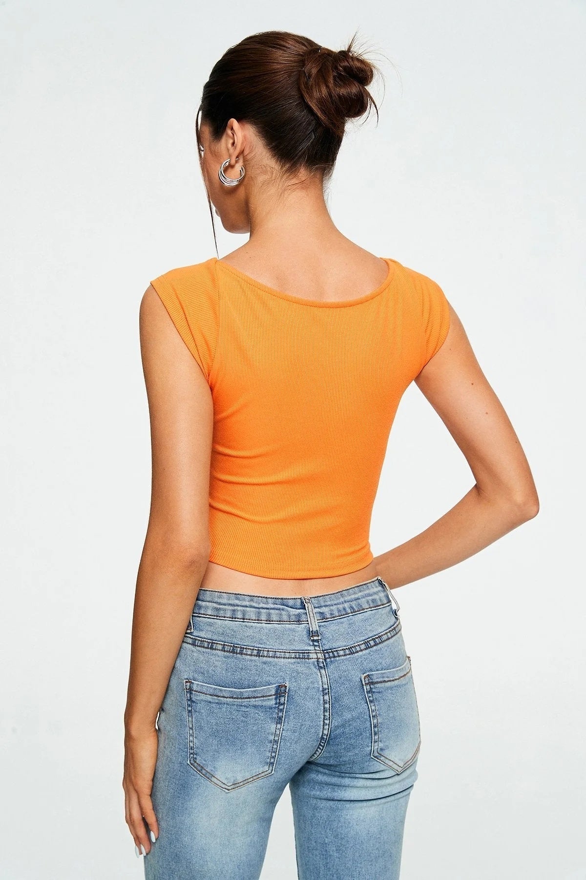 Claire – Ärmelloses Rippen-Crop-Top mit Sweetheart-Ausschnitt