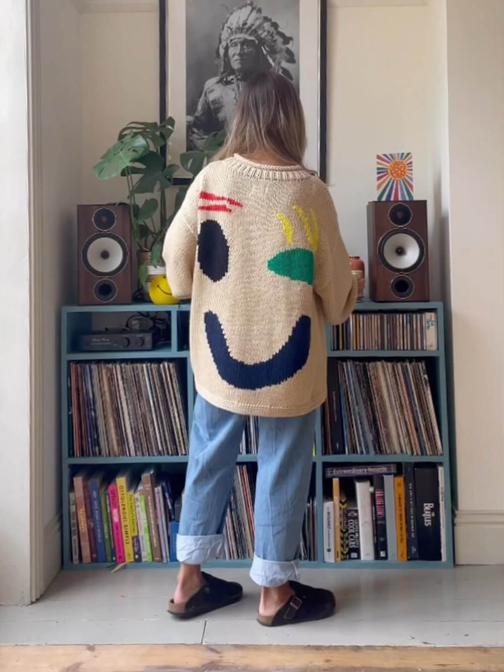 Damen Strickpullover mit abstraktem Gesichtsmotiv – Gemütlicher Wochenend- und Freizeit-Look