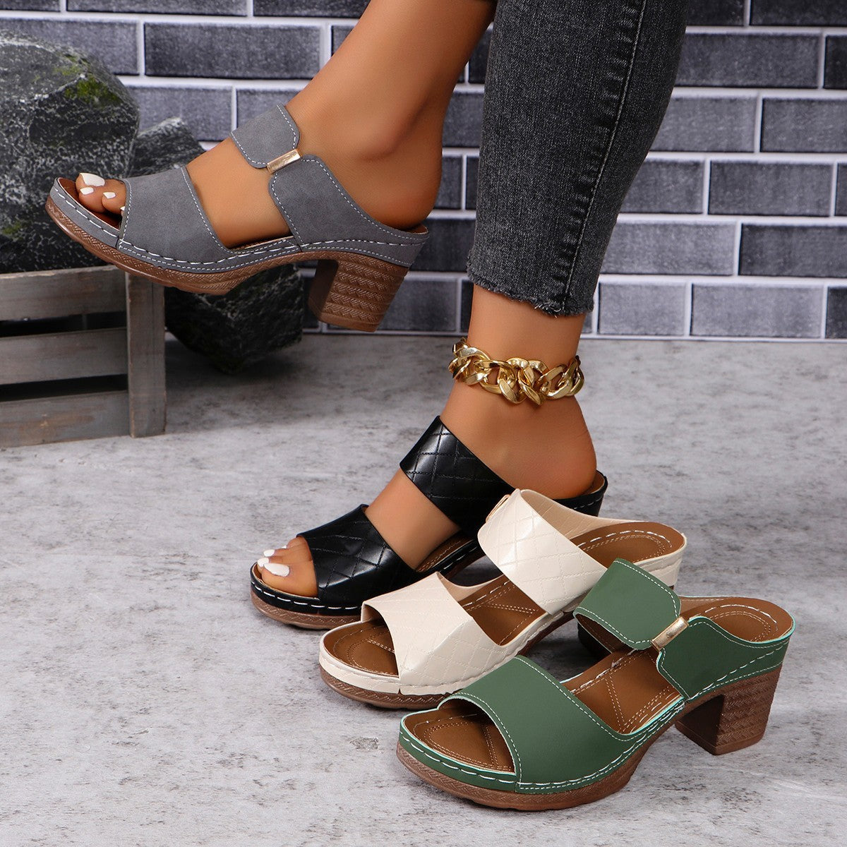 Sandra – Modische High Heel Slipper mit runder Zehenpartie für den Sommer