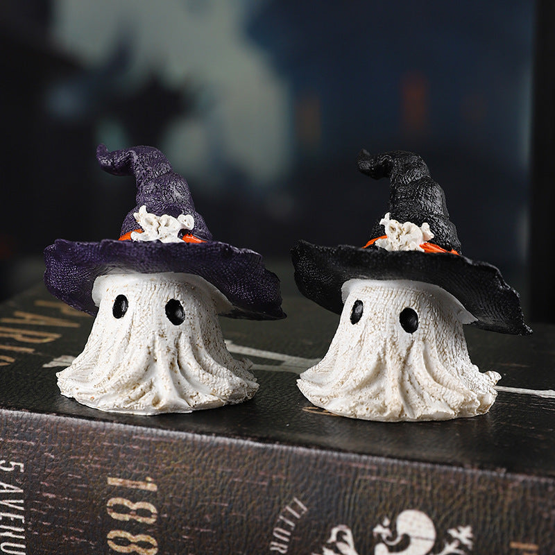 Halloween Dekofigur Geist mit Hexenhut – Zauberhafte Resin-Figur für gruselige Halloween-Atmosphäre