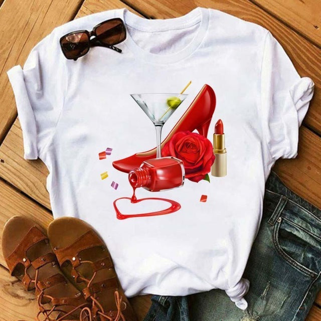 Imogen – Kawaii T-Shirt mit Roségold-Weinglas