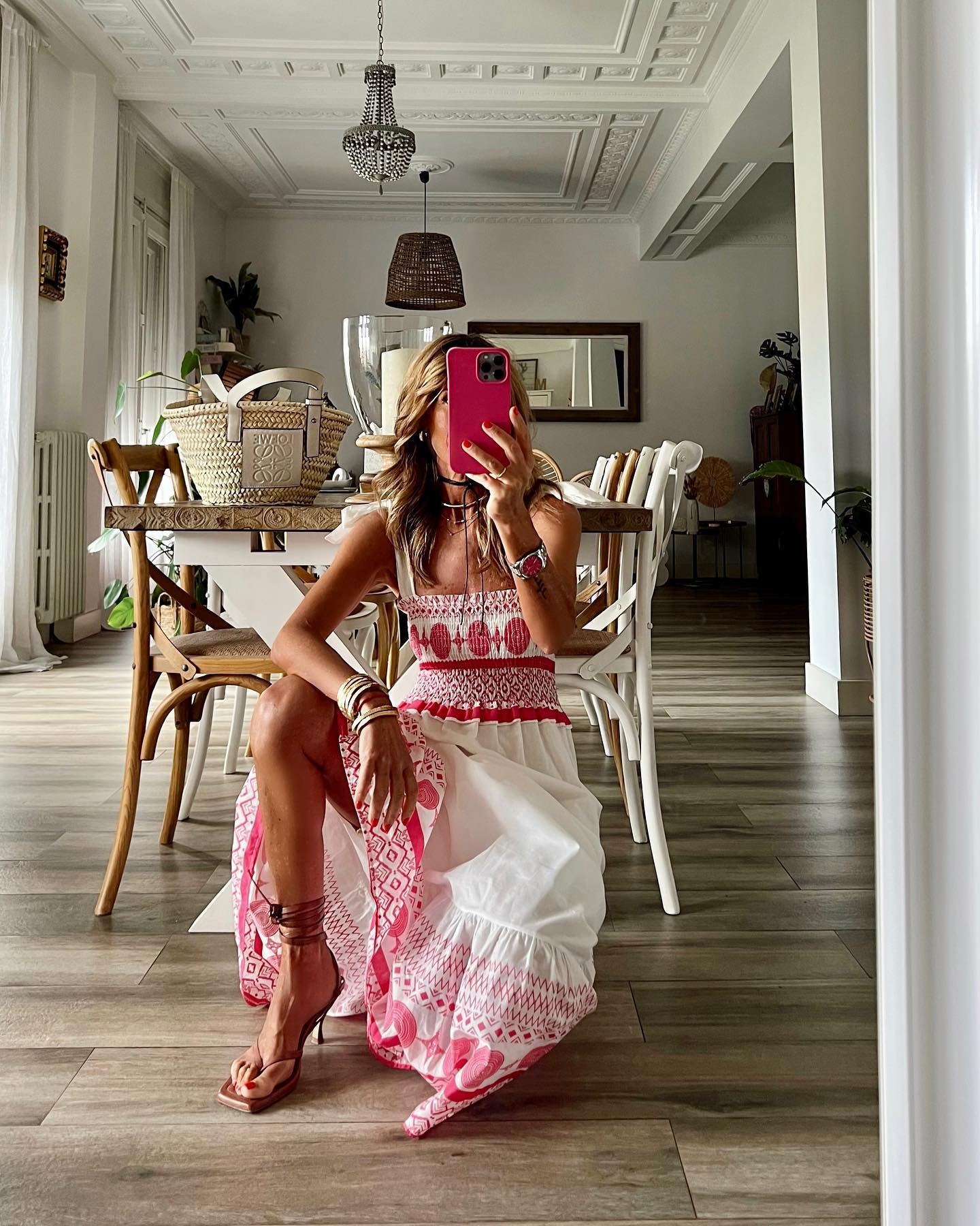Deborah – Bedrucktes, elastisches, langes Kleid mit Schnürung