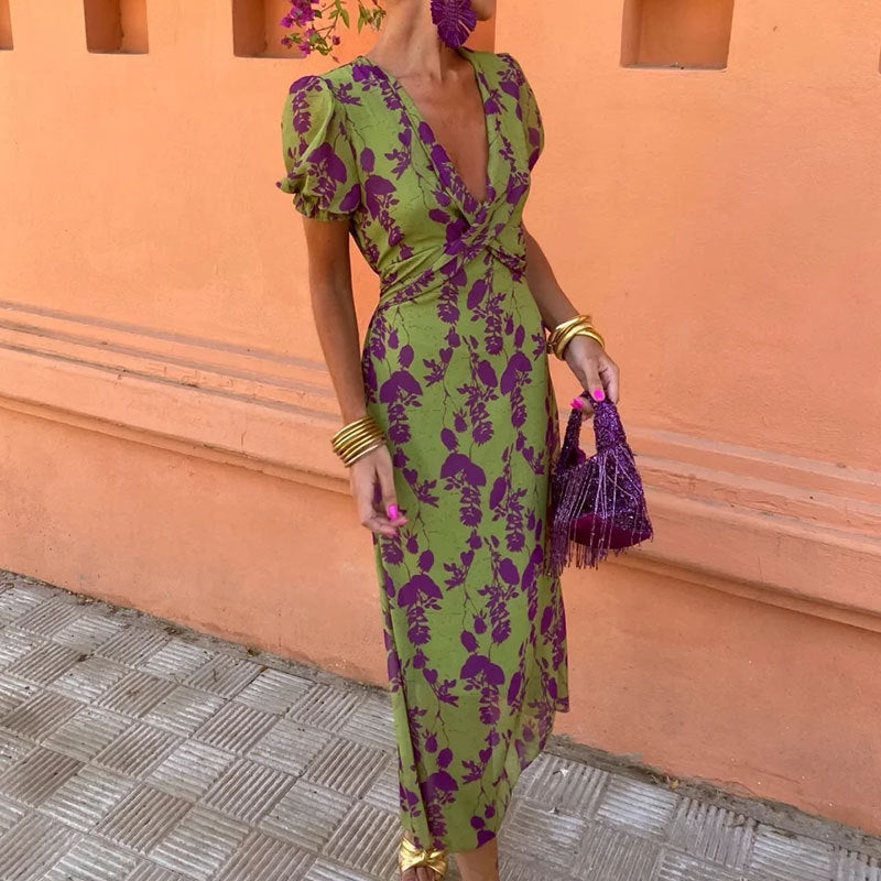 Dawn – Langes elegantes Slim V-Ausschnitt Kurzarmkleid mit Farbkontrastdruck