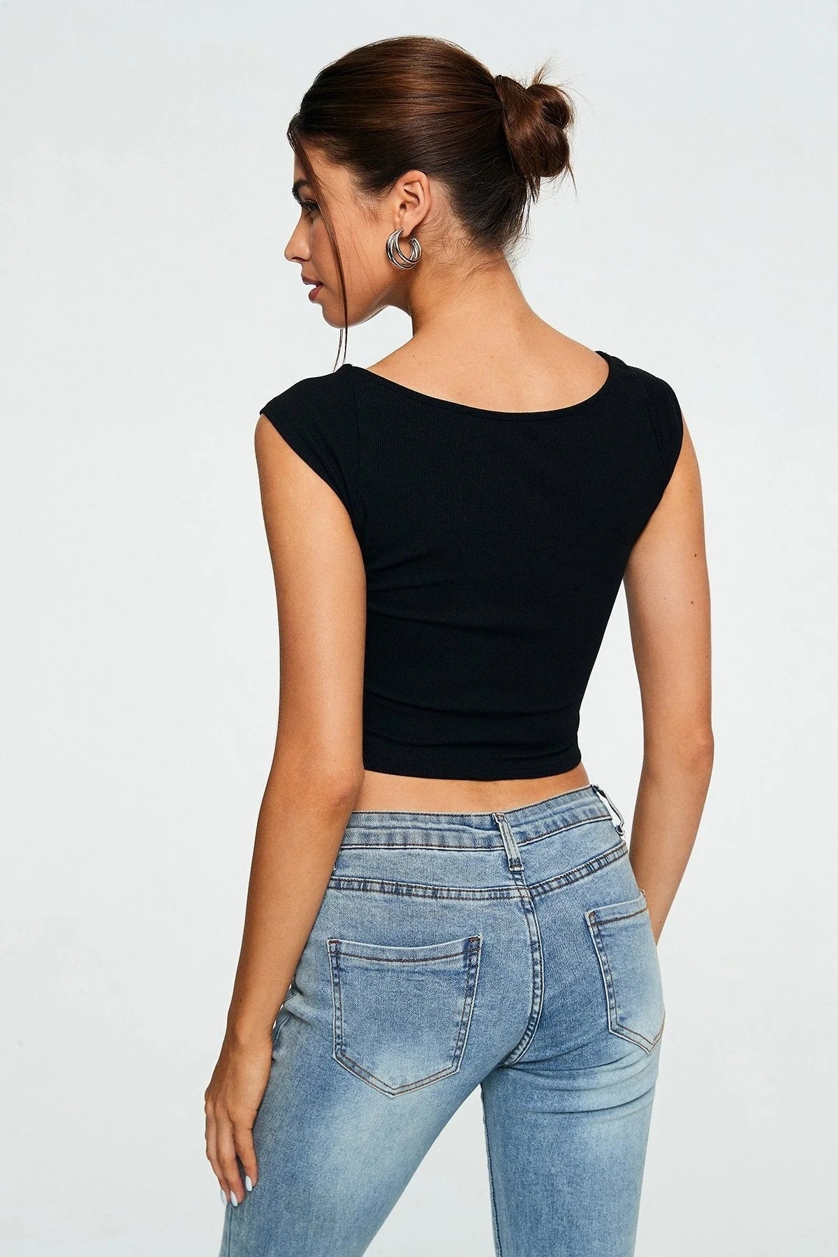 Claire – Ärmelloses Rippen-Crop-Top mit Sweetheart-Ausschnitt