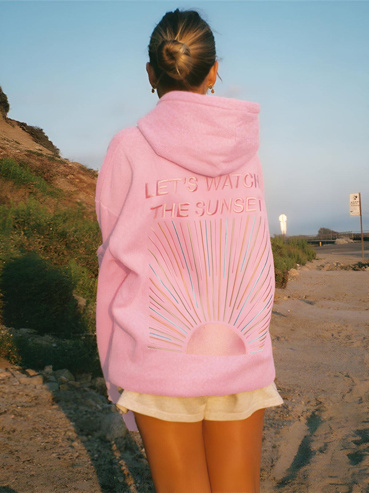 Damen Oversize Hoodie mit Sunset-Print und Spruch – Trendiger Kapuzenpullover für Freizeit & Strand
