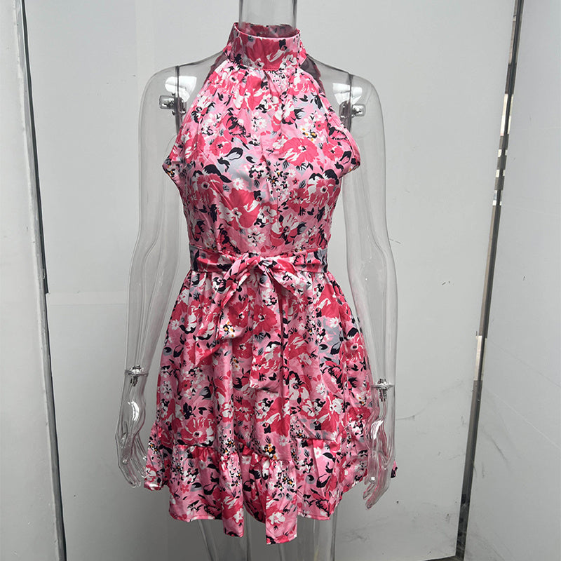 Ann – Sommerliches Blumenmuster Halterneck Kleid mit Rüschen