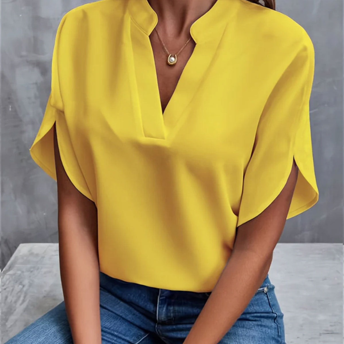 Pamela – Elegante Chiffonbluse mit V-Ausschnitt für Damen