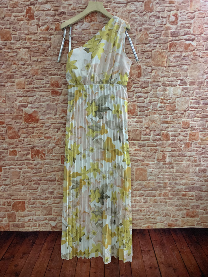 Amelia – Sommerliches Kleid mit schrägen Schultern