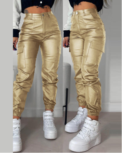 Lucy – Vegane Lederhose mit Reißverschluss und Faltentaschen