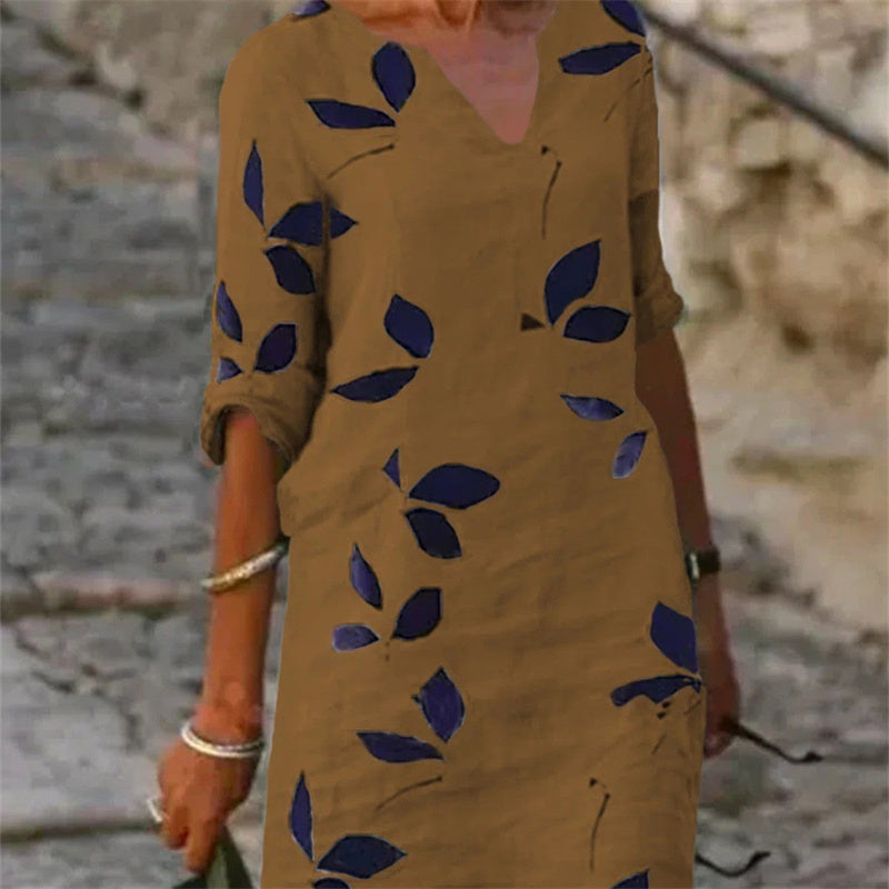 Audrey – Vintage Kleid mit Blattdruck und halben Ärmeln
