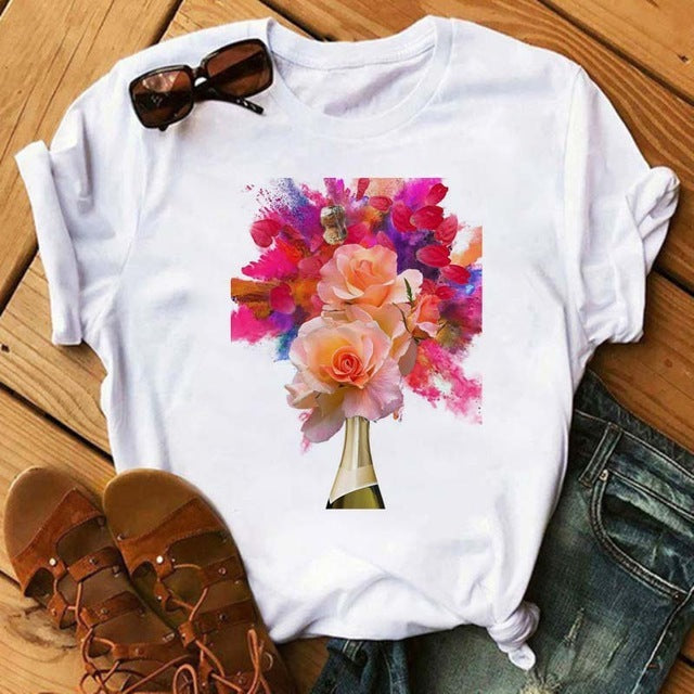 Imogen – Kawaii T-Shirt mit Roségold-Weinglas