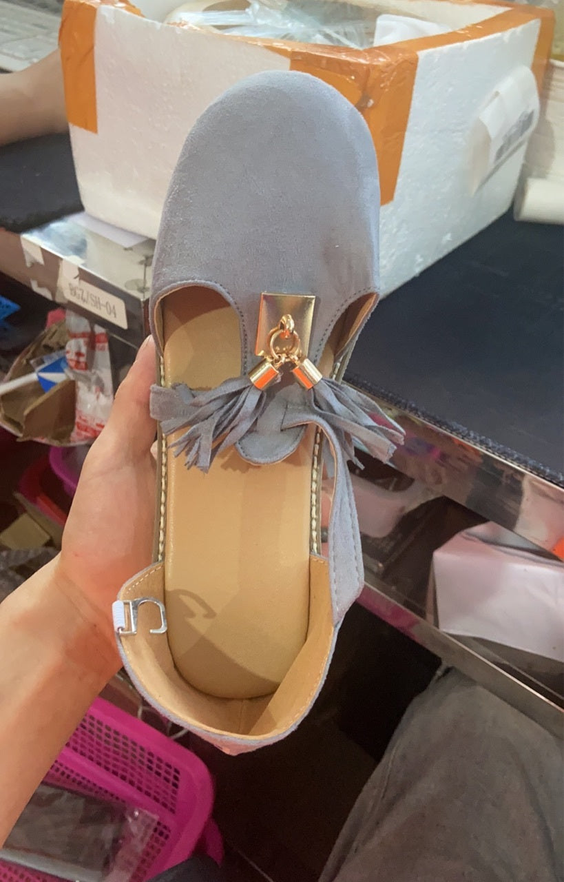 Andrea – Fransen-Plattform-Sandalen