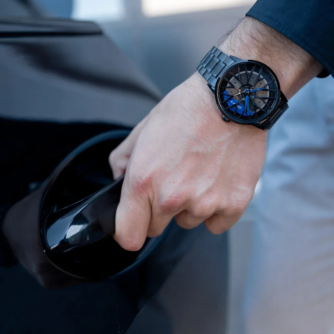 Sommerliche Herrenuhr im Sportfelgen-Design – Armbanduhr für Männer, auffälliger Look für Freizeit & Urlaub