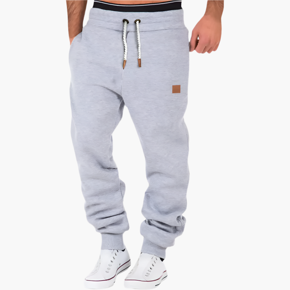 Herren Jogginghose Relaxed Fit – Sportliche Freizeithose mit Kordelzug und Seitentaschen