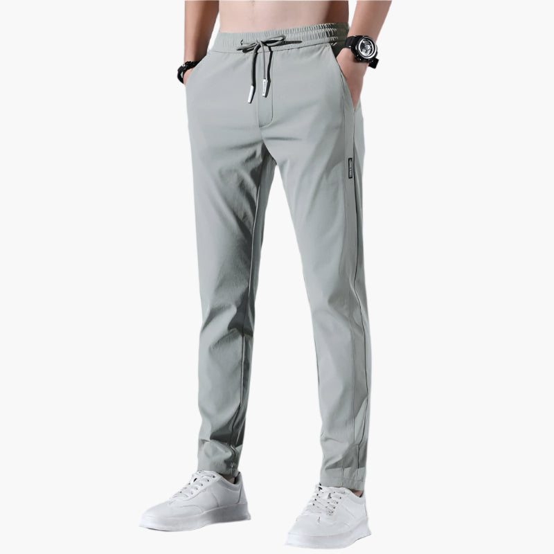 Herren Jogginghose Slim Fit – Sportliche Freizeithose mit elastischem Bund und Kordelzug