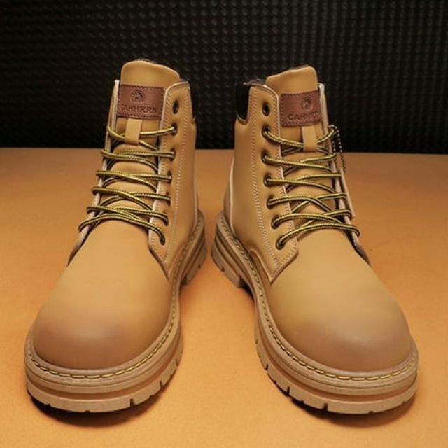 Herren Outdoor Stiefel – Robuste und stilvolle Boots für Abenteuer und Alltag
