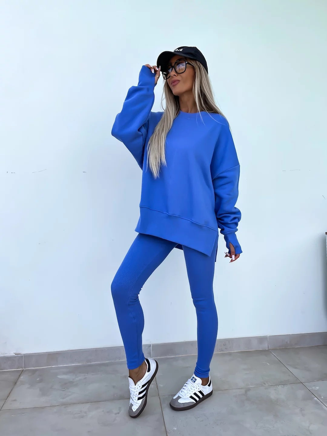Grace – Lässiger Damen Sweater-Anzug mit langen Ärmeln und eng anliegenden Hosen