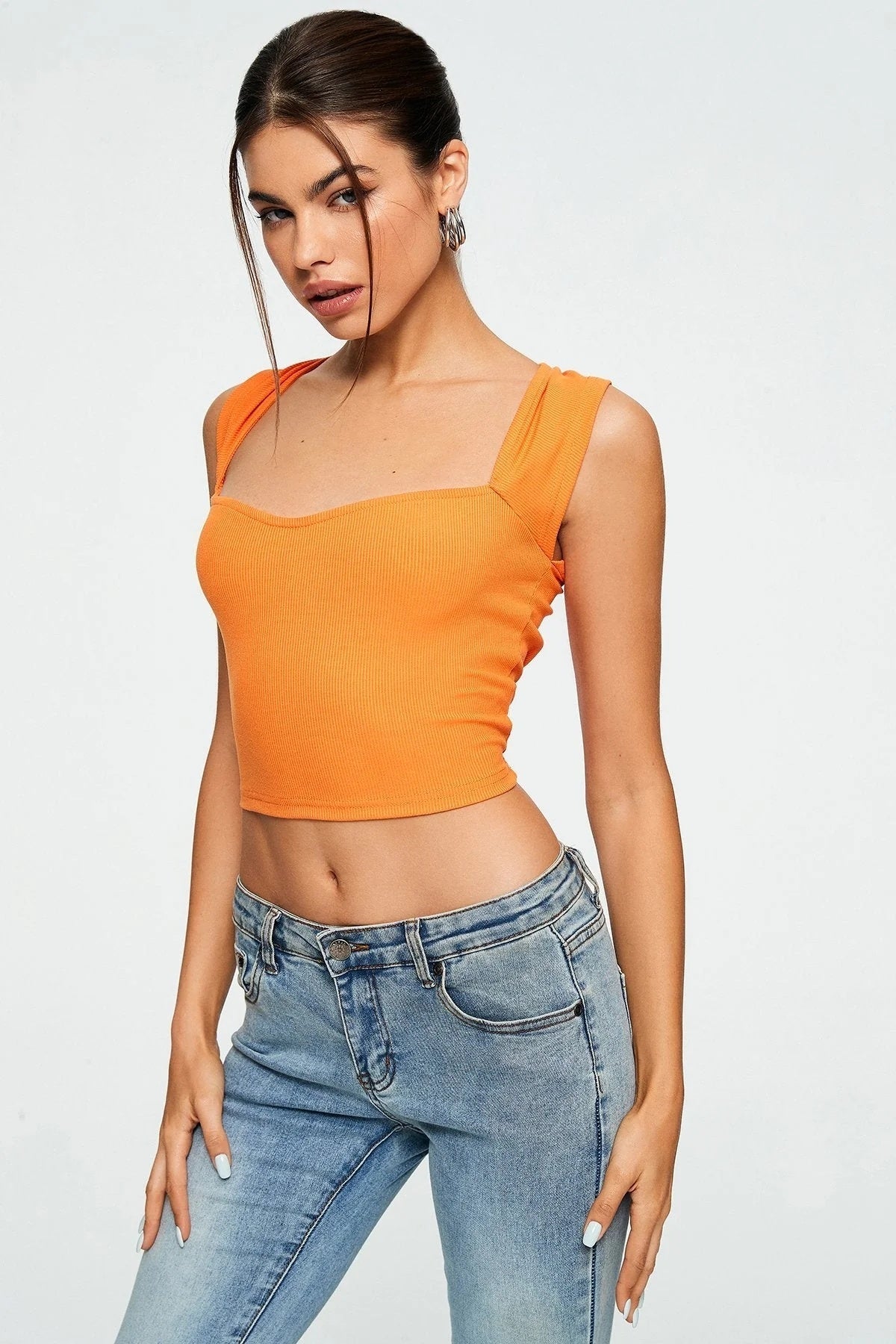 Claire – Ärmelloses Rippen-Crop-Top mit Sweetheart-Ausschnitt