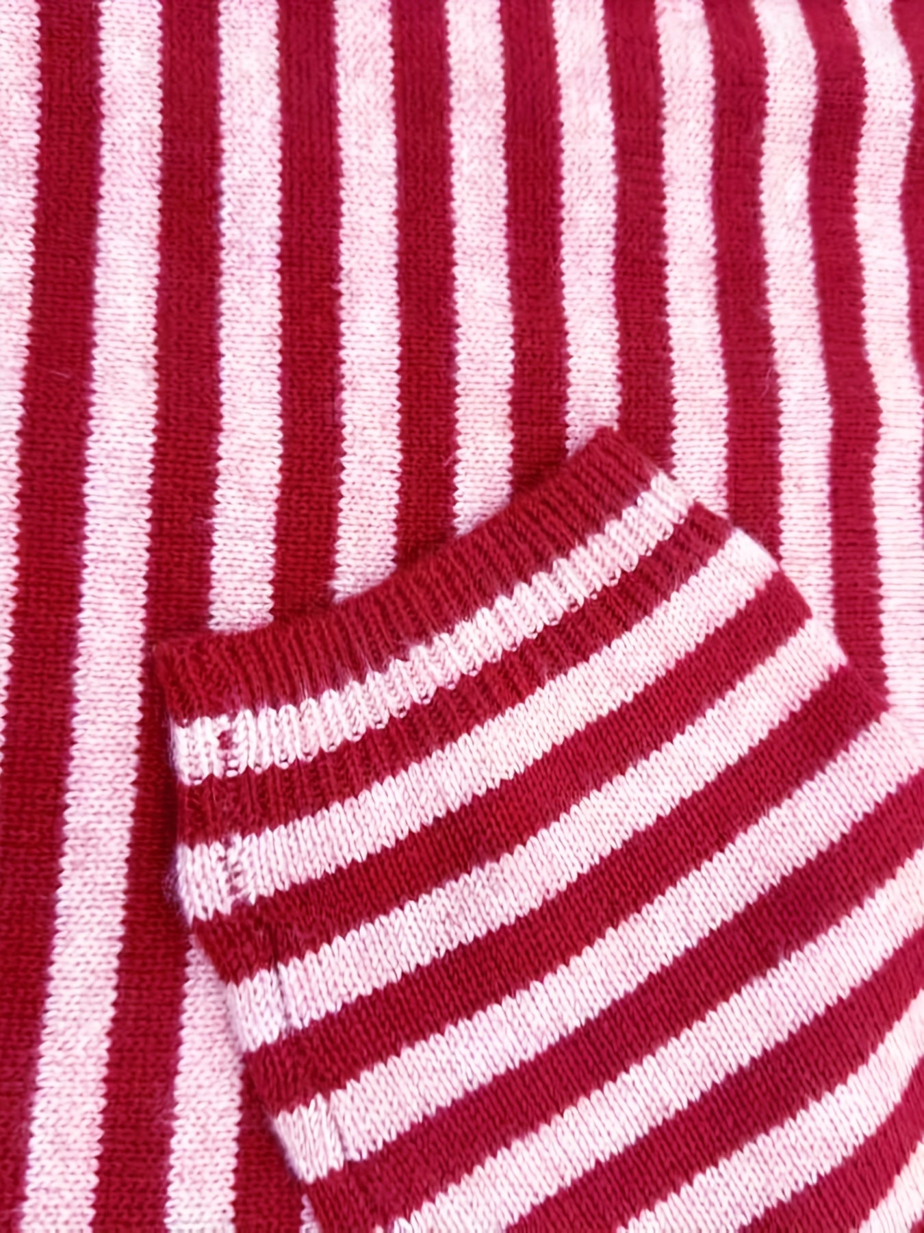 Damen Strickpullover mit Streifenmuster – Eleganter Freizeit-Look für Herbst und Winter