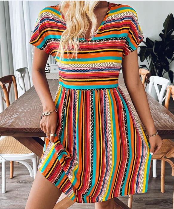 Amelia – Batwing Ärmel Kleid mit Farbstreifen
