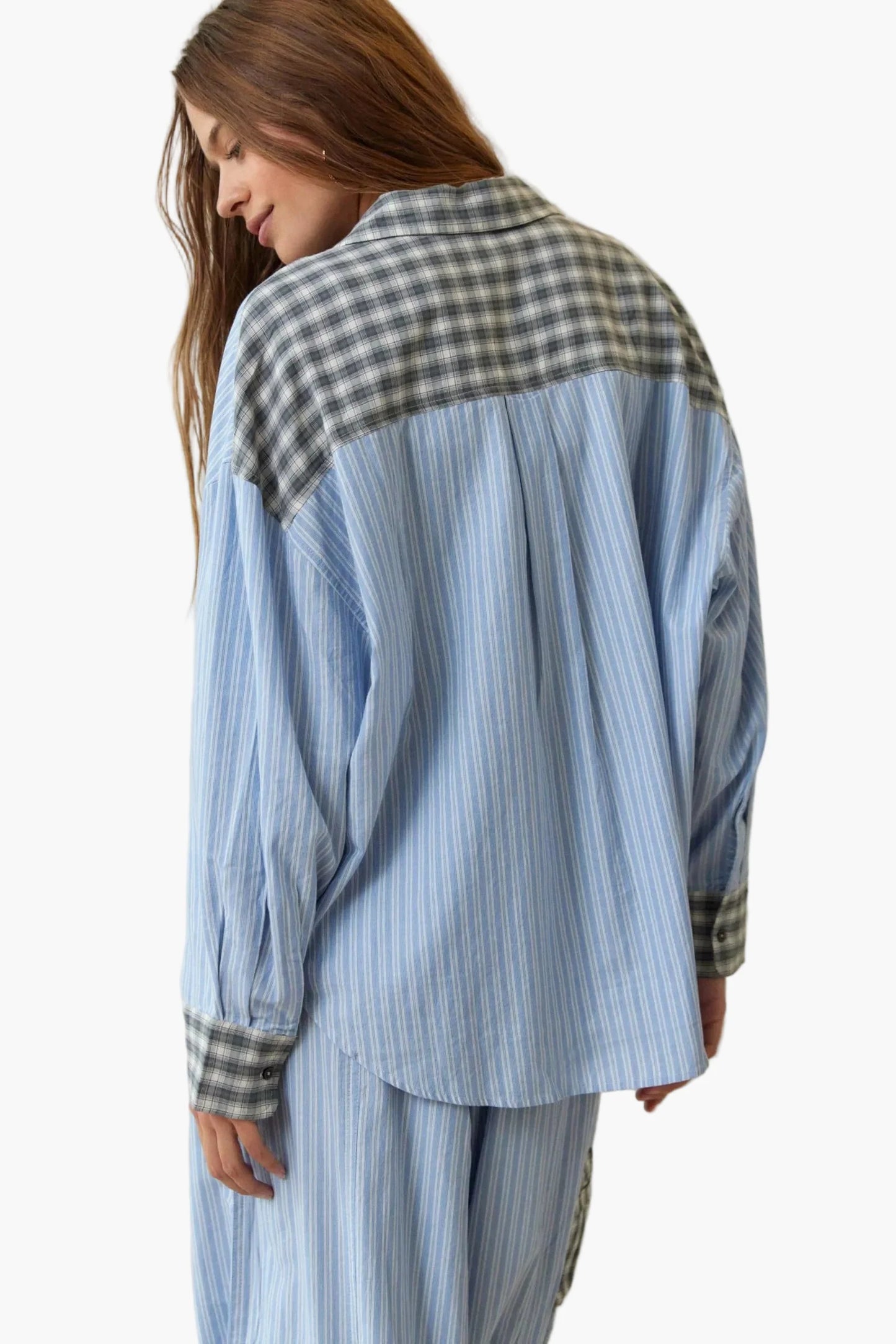 Damen Pyjama Zweiteiler – Modernes Streifen-Karo Design, Lässig & Bequem für Zuhause