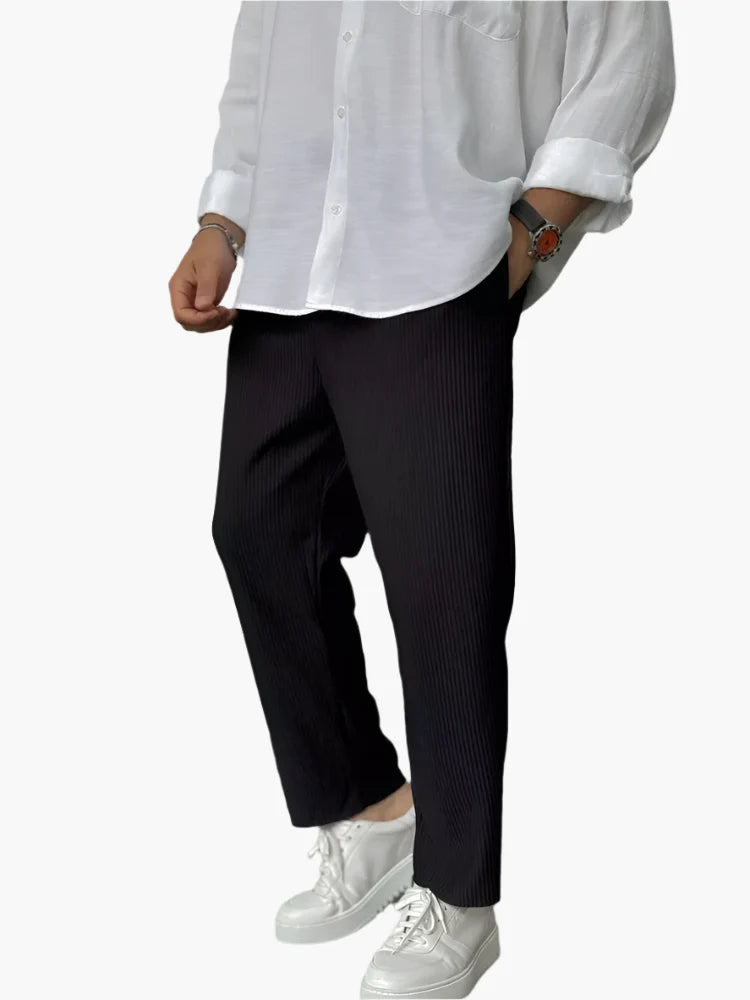 Herren Relaxed Fit Plissee Freizeithose – Eleganter Komfort für Alltag und besondere Anlässe