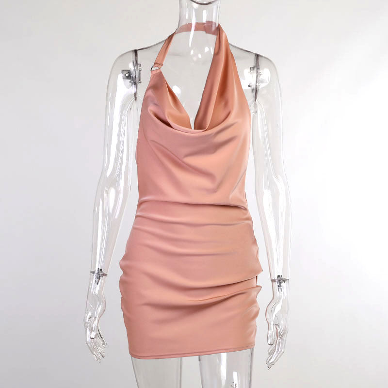 Carol – Satin-Partykleid mit V-Ausschnitt und rückenfreiem Design