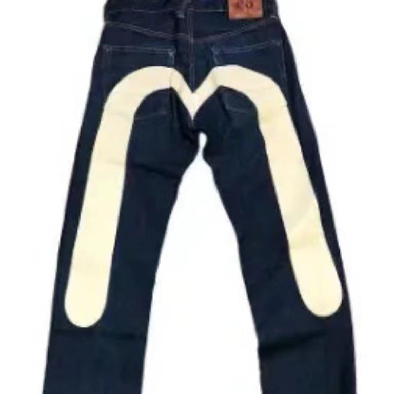 Ruth – Lockere Damenjeans mit klassischem Druck