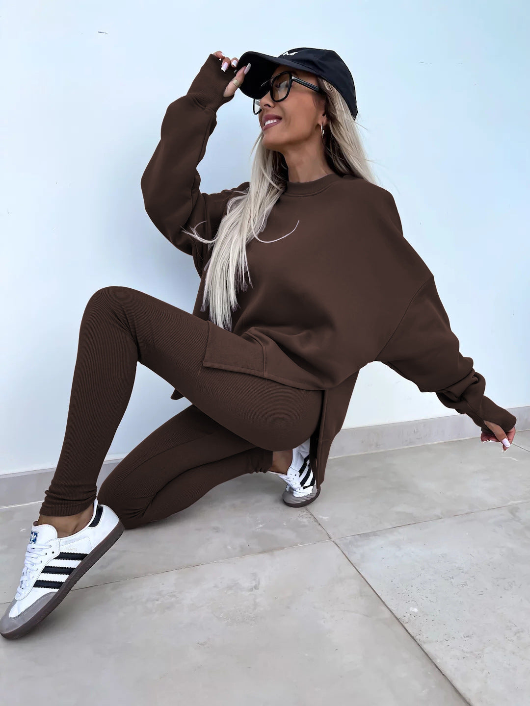 Grace – Lässiger Damen Sweater-Anzug mit langen Ärmeln und eng anliegenden Hosen
