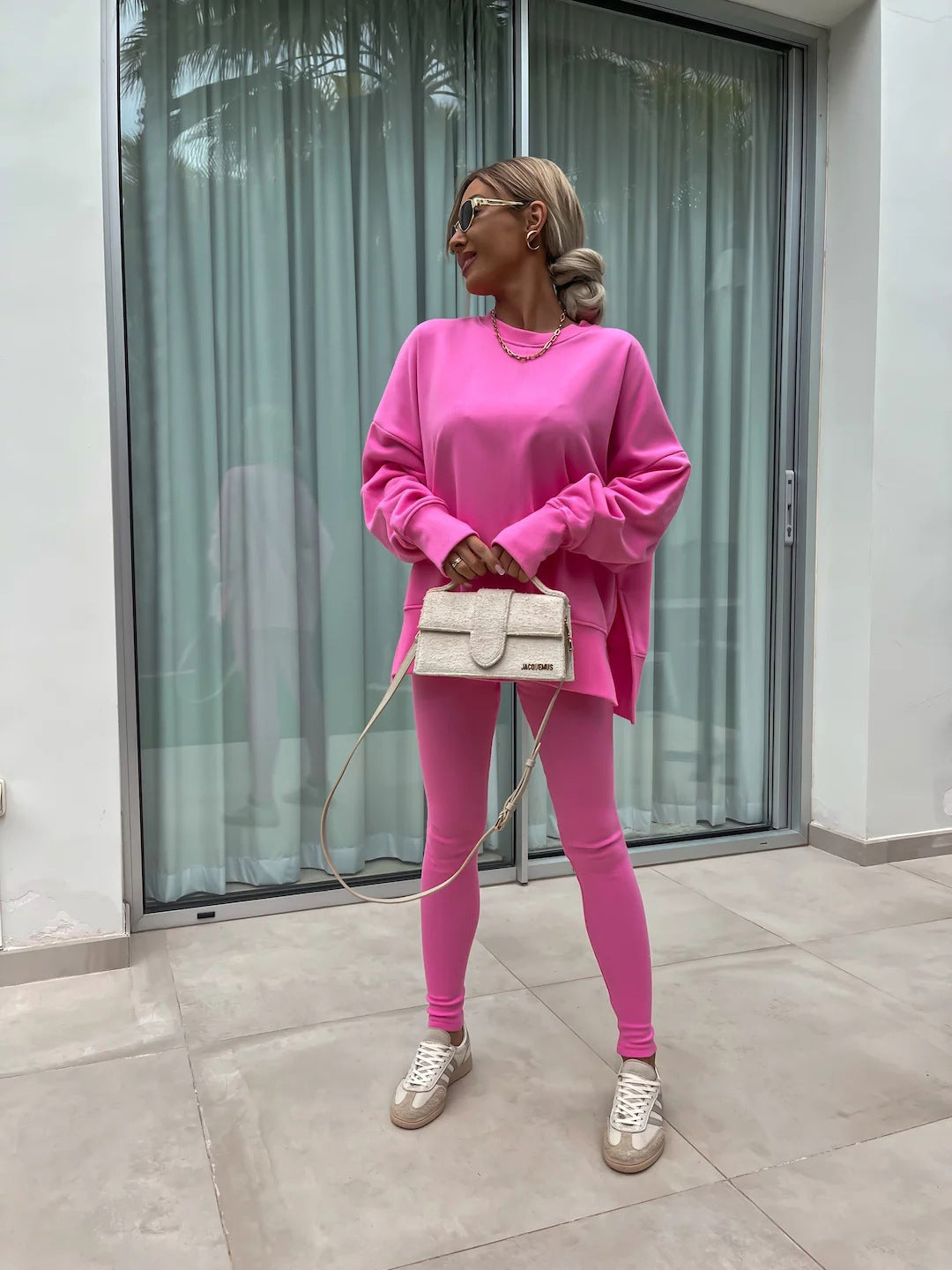 Grace – Lässiger Damen Sweater-Anzug mit langen Ärmeln und eng anliegenden Hosen