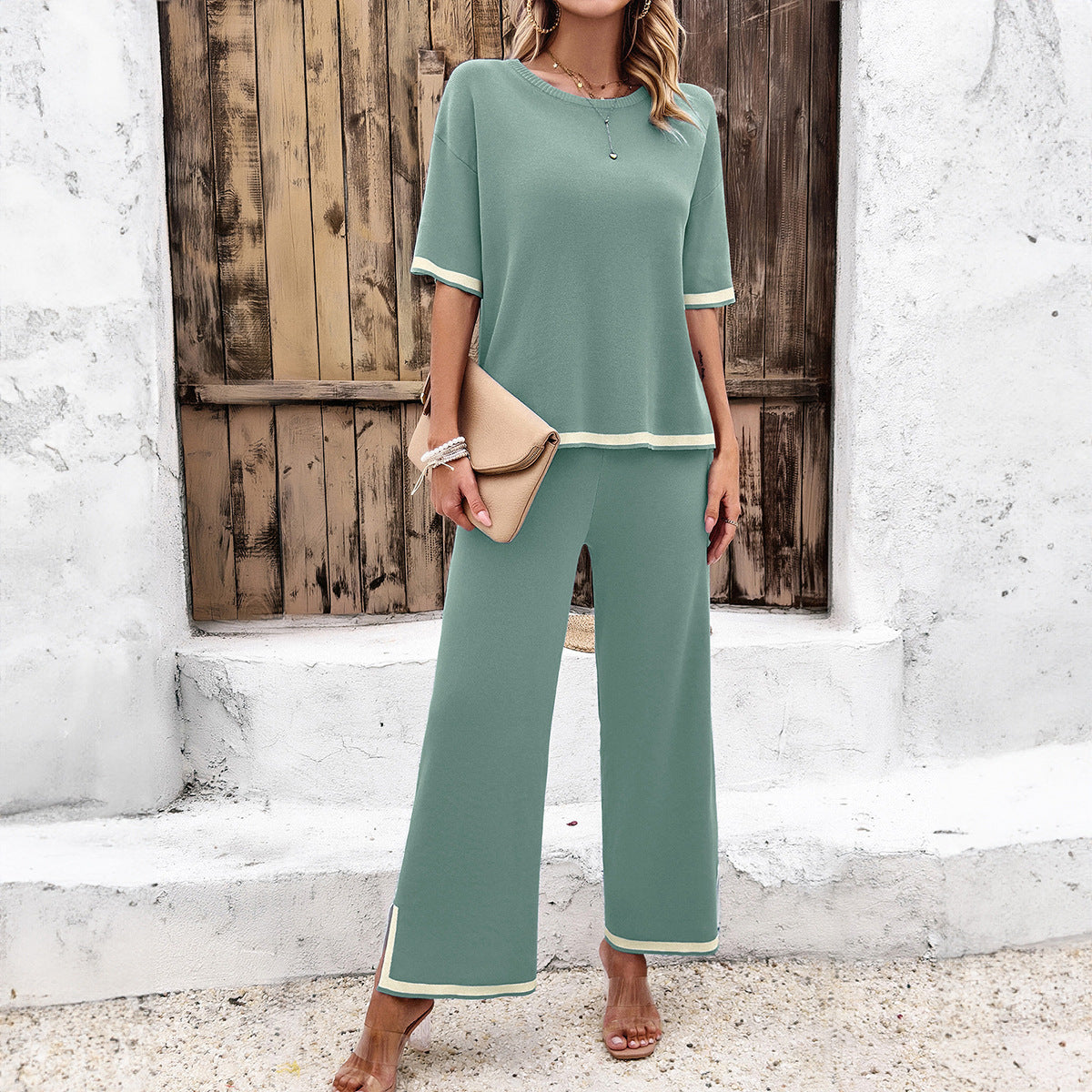 Shirley – Gestreiftes Strickensemble für Damen mit kurzem Ärmel und lockerer, gerader Hose