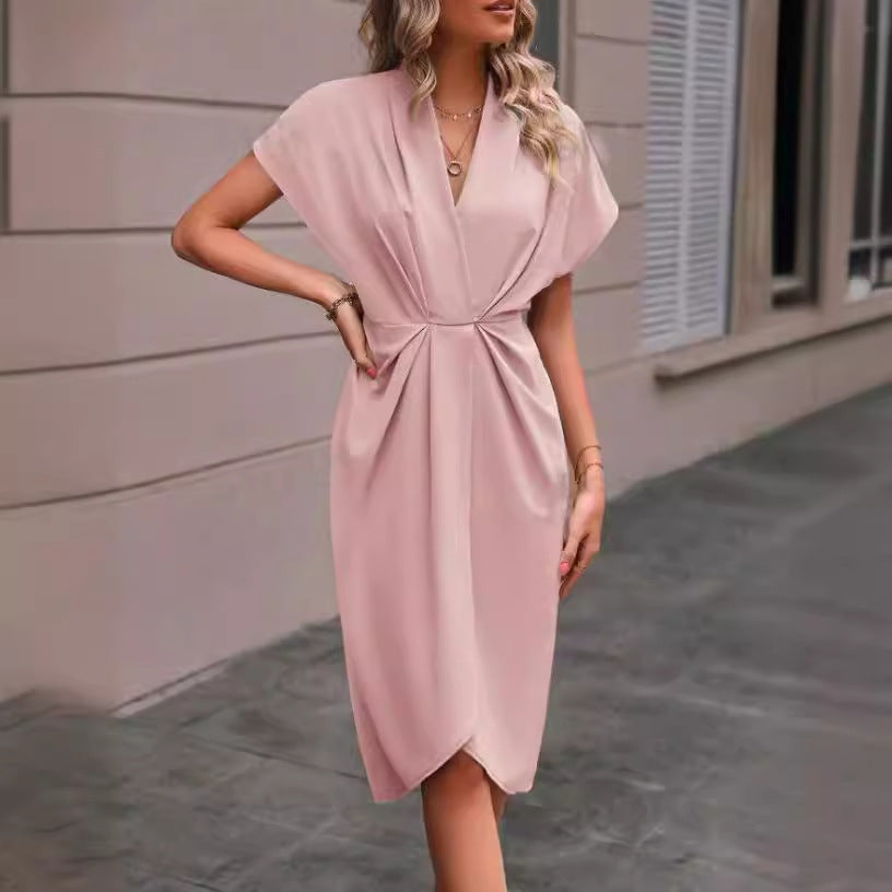 Kathleen – Modisches Sommerkleid mit Fledermausärmeln und V-Ausschnitt