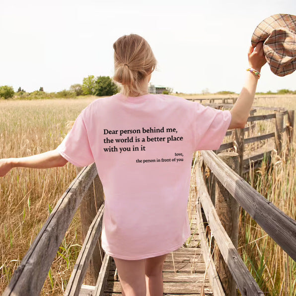 Carly – Damen T-Shirt mit Rundhalsausschnitt und Slogan