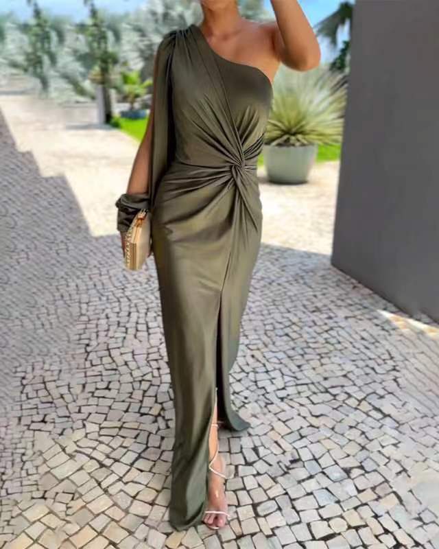 Brenda – Schlankes Kleid mit Diagonalem Schulterknoten