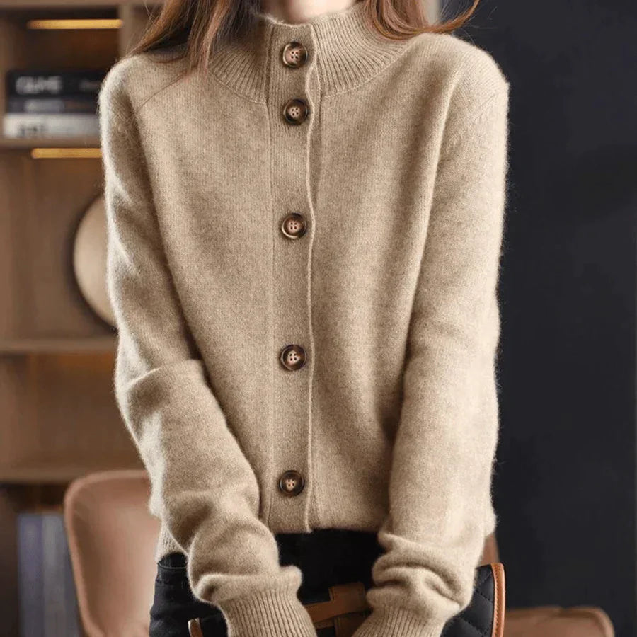 Damen Pullover mit großen Knöpfen – Modischer Strick-Cardigan für Herbst und Winter