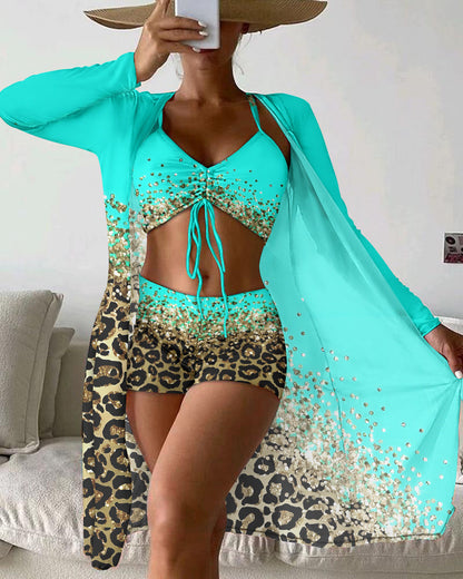 Caroline – Dreiteiliges Set mit Mesh-Oberbekleidung und buntem Bikini