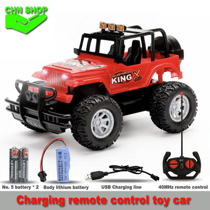 Ferngesteuertes Offroad-Spielzeugauto für Jungen – RC Jeep mit Controller, Abenteuerfahrzeug für Kinder