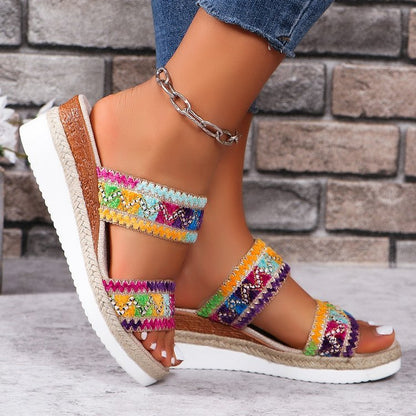Robyn – Wellenmuster Woven Sandalen im Sommer, lässige ethnische Stil Riemchenschuhe mit Leinenboden und breiten Keilriemen für Frauen