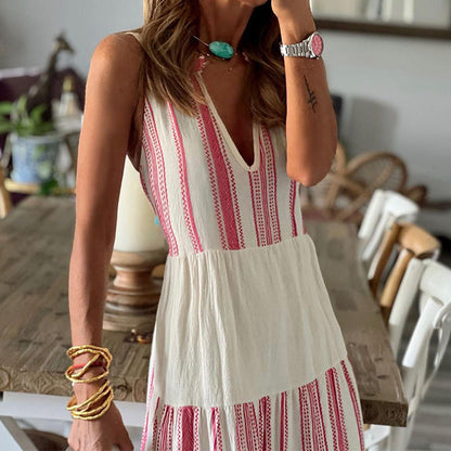 Joanne – Gestreiftes Midikleid mit V-Ausschnitt und ärmellos