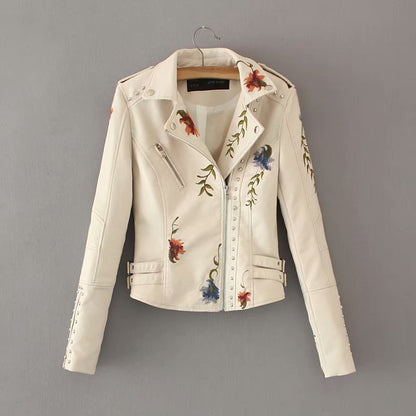 Charlie – Bestickte, gepunktete vegane Lederjacke